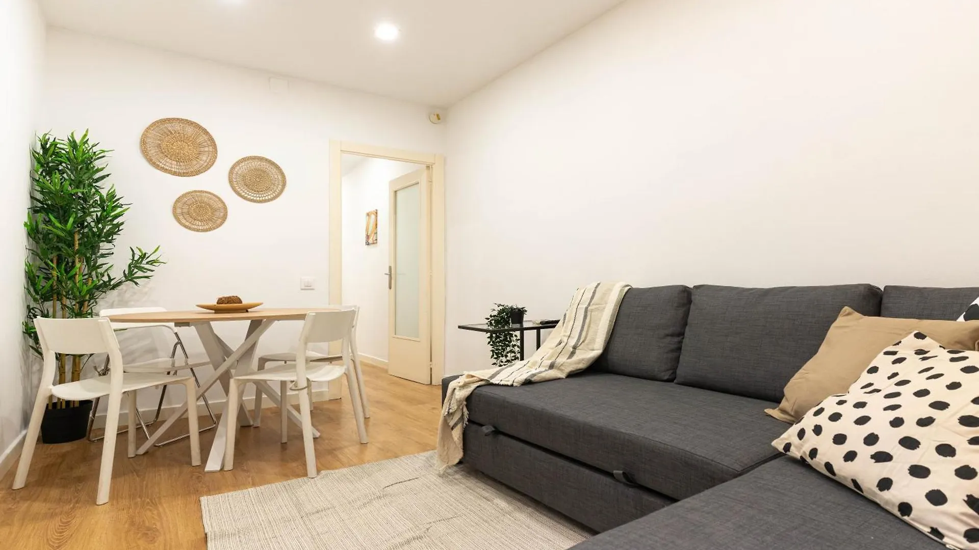 아파트 Lindo Apartamento Montjuic 바르셀로나